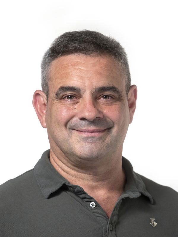 fotografia oficial d'Alberto Muñoz regidor