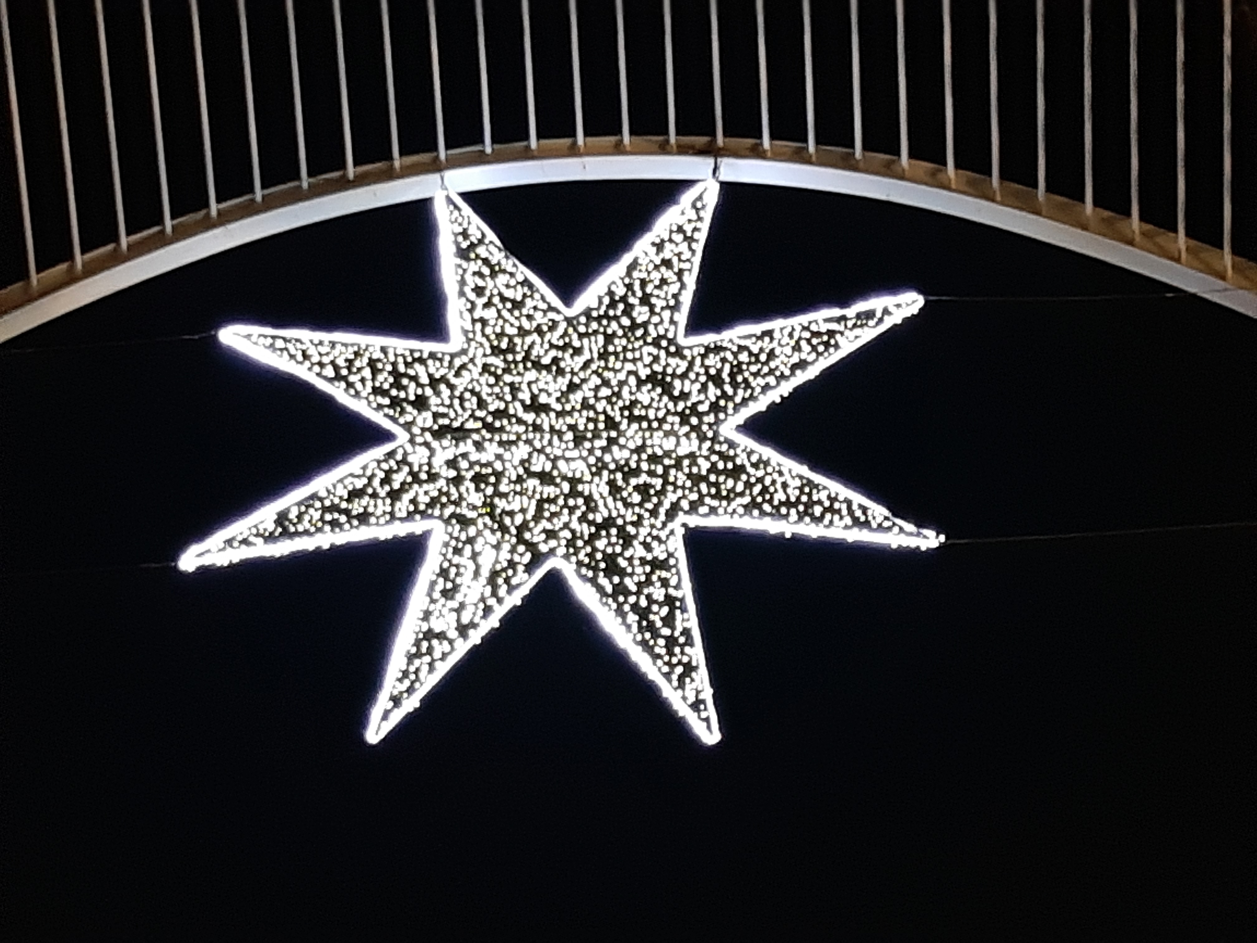 Imagen de una estrella iluminada