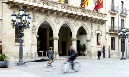 Contacteu amb l'Ajuntament