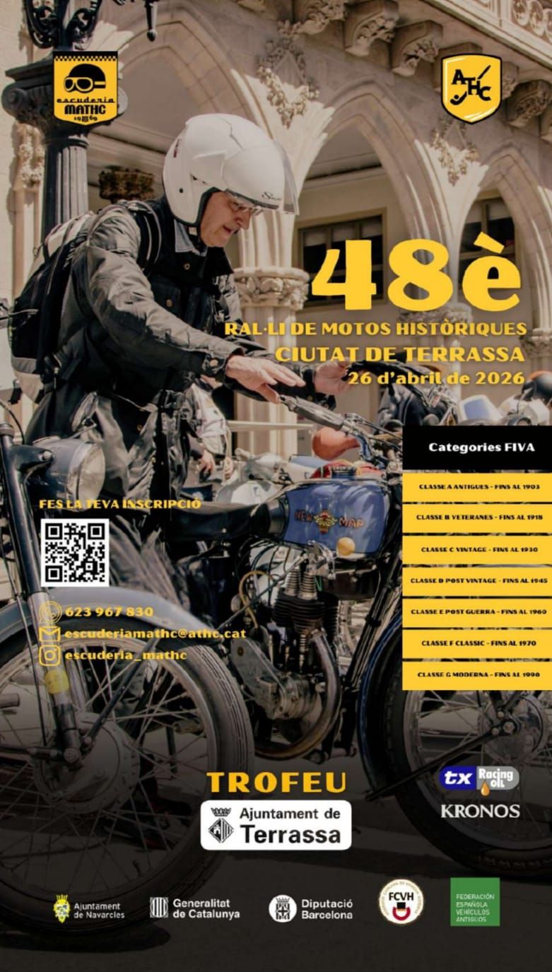 Cartell on es veu una persona en moto davant de l'ajuntament