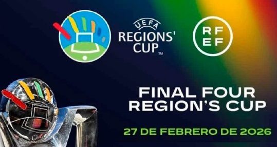 Cartel donde se ve el trofeo y se anuncian los horarios de los partidos.