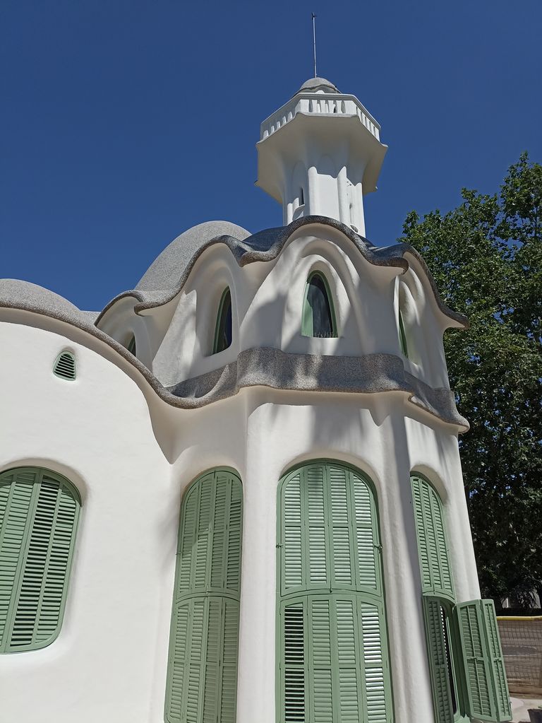 Detalle de la torre minarete 